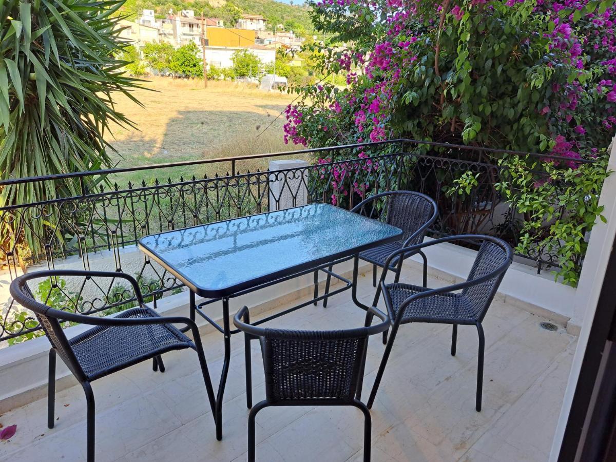 Apartamento Artemis And Fillo Loutra Edipsou  Exterior foto