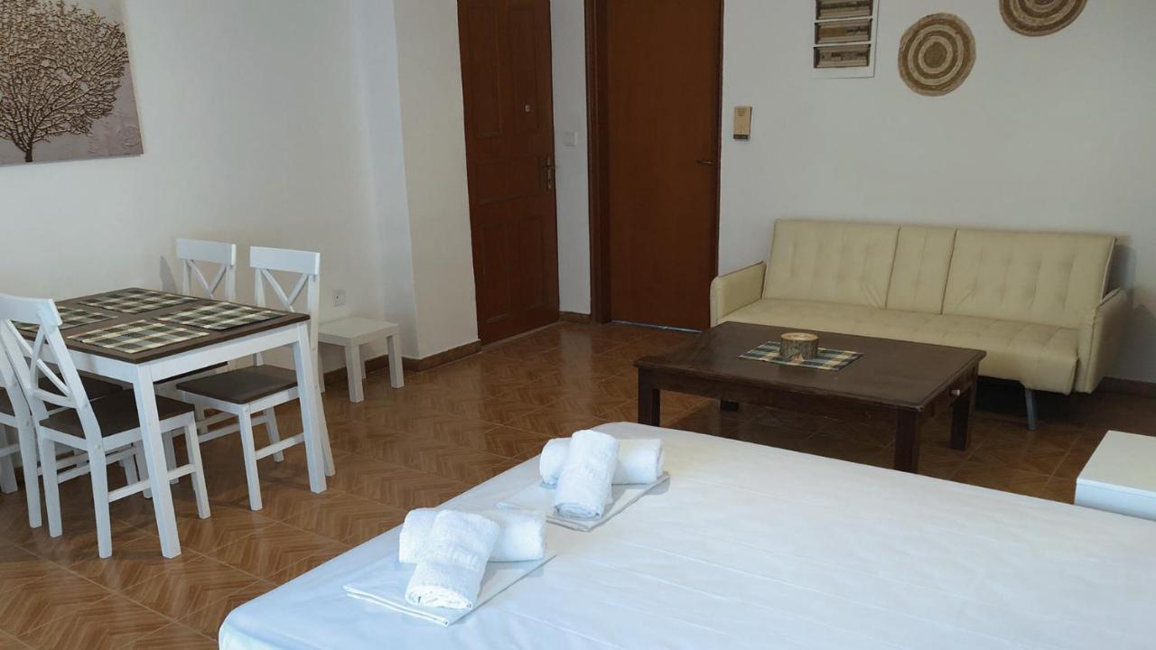 Apartamento Artemis And Fillo Loutra Edipsou  Exterior foto